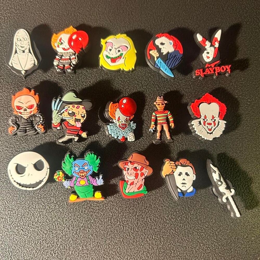 15 horror movie shoe charms including Pennywise, Freddy Krueger, Michael Myers